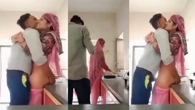 Mature Bhabhi illegal affair Devar Fucks Painful – Desitube